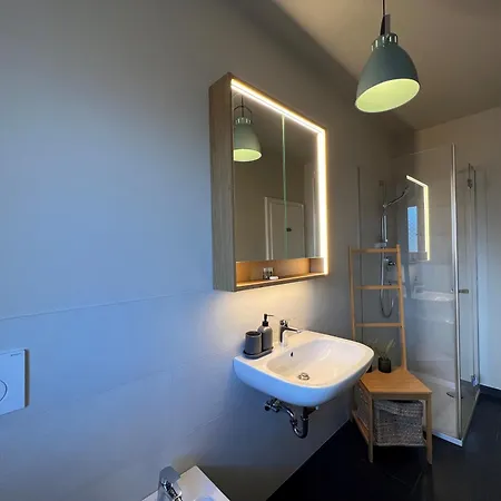 Domus Apartment *